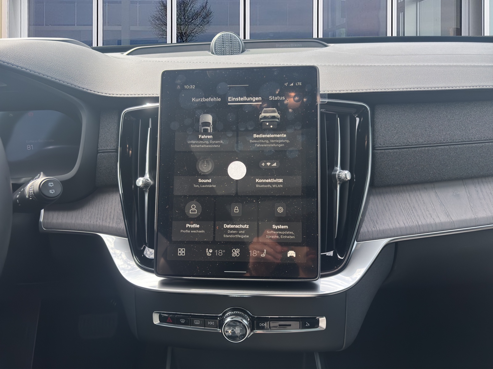 VOLVO XC90 2.0 T8 TE Ultra Dark eAWD-image-12
