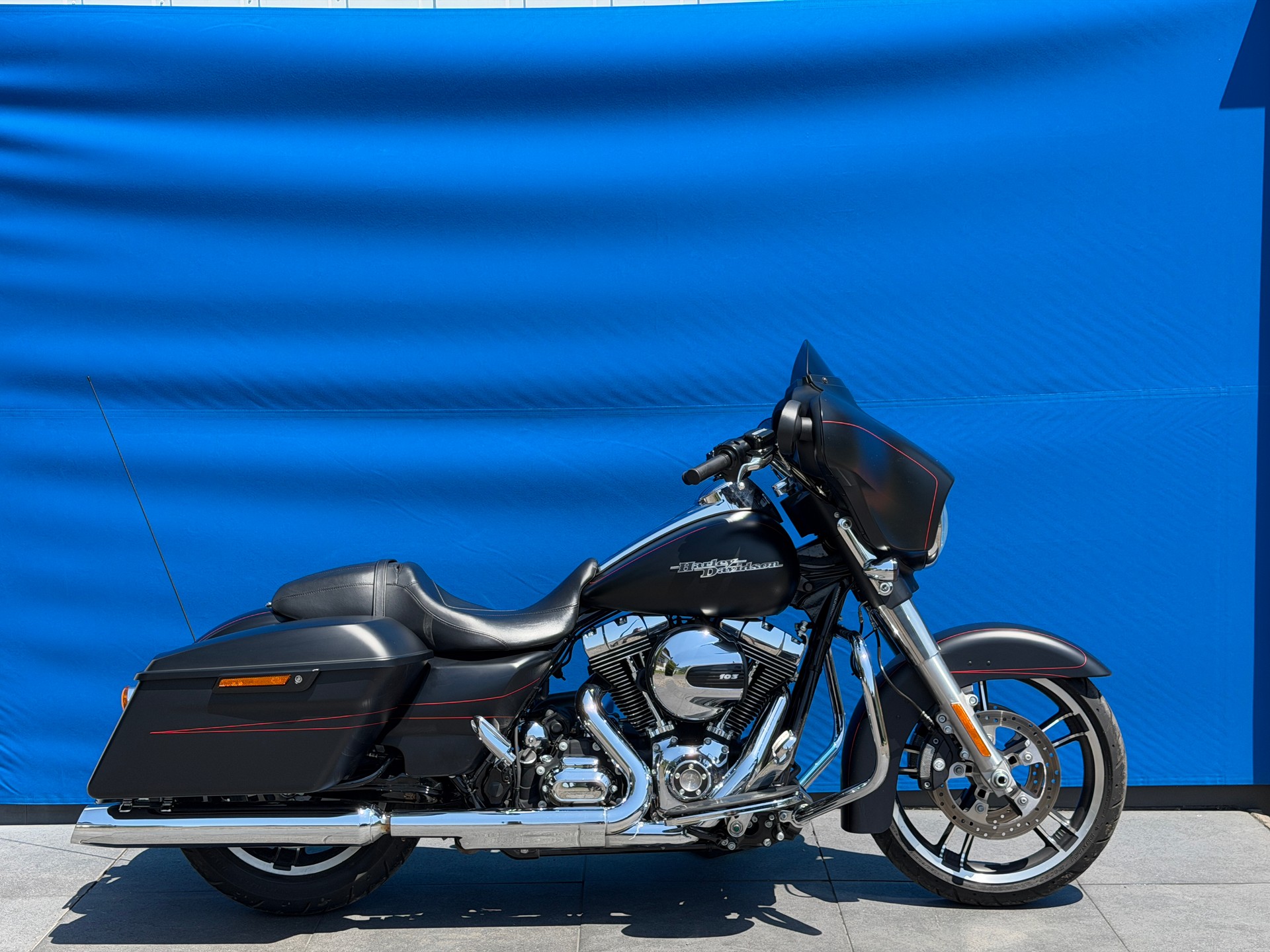 HARLEY-DAVIDSON HARLEY-DAVIDSON Street Glide 103 special (35 KW)-image-12