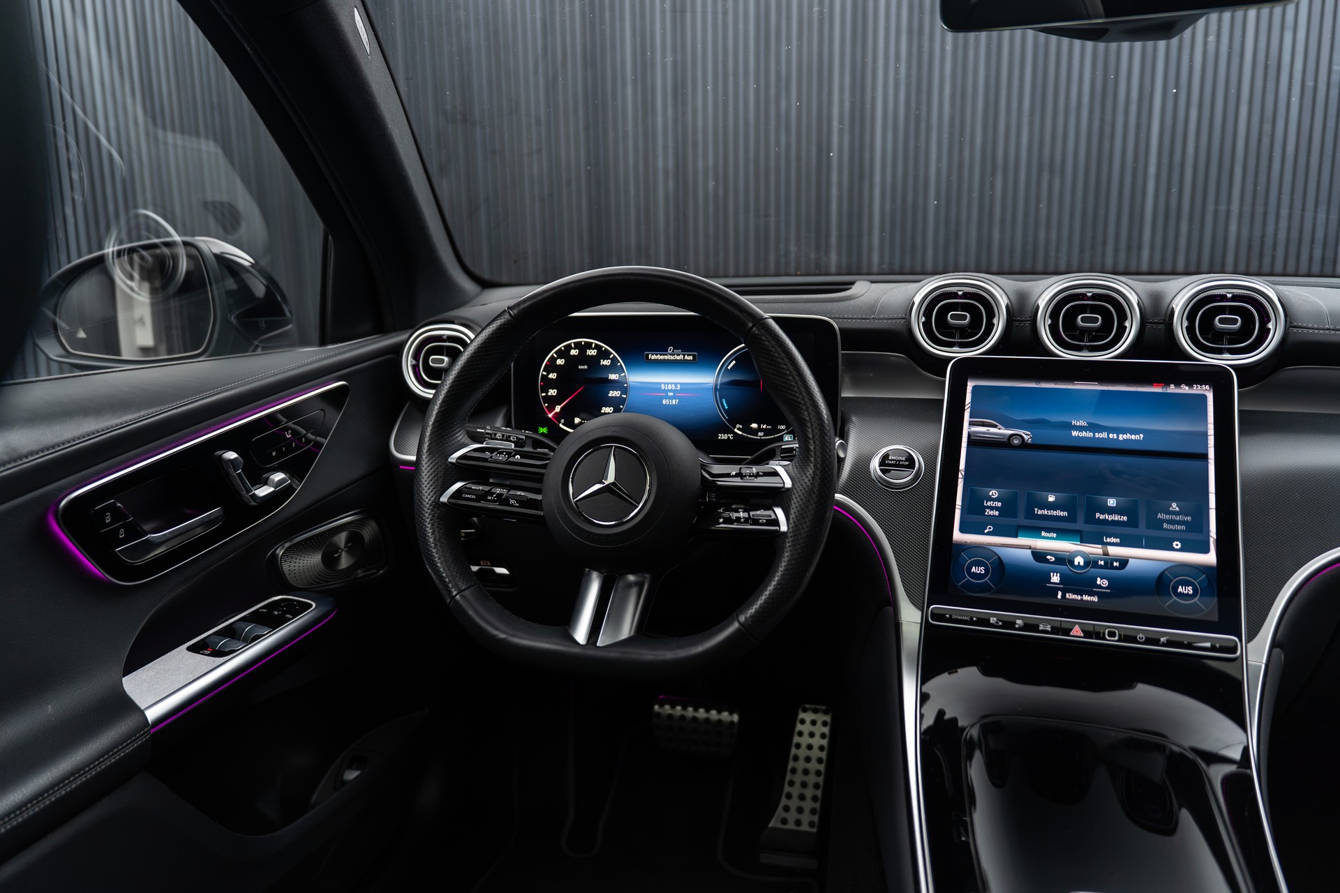 MERCEDES-BENZ GLC 400 e 4Matic 9G-Tronic AMG-Line-image-6