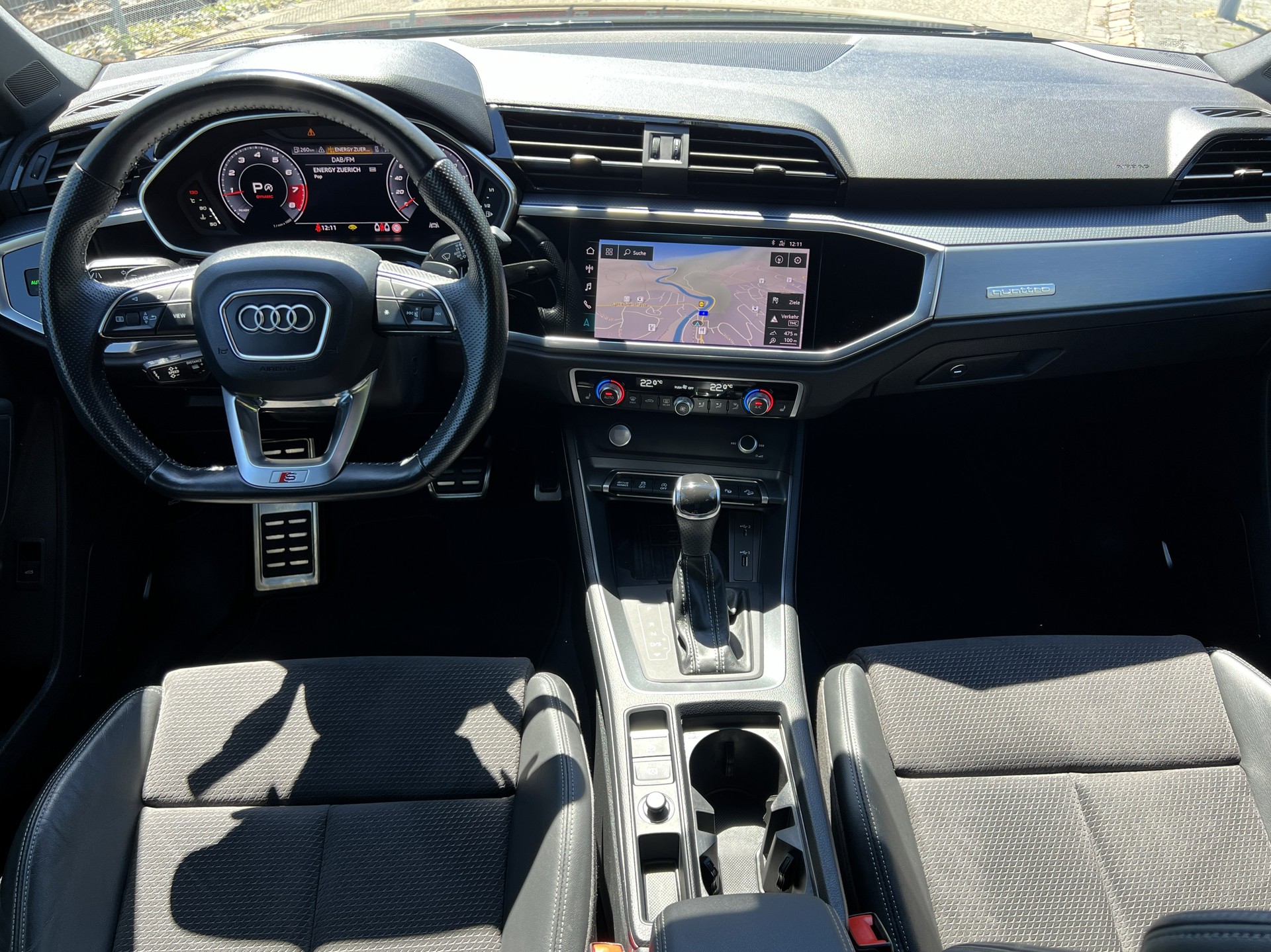 AUDI Q3 Sportback 45 TFSI S line quattro S-tronic-image-27