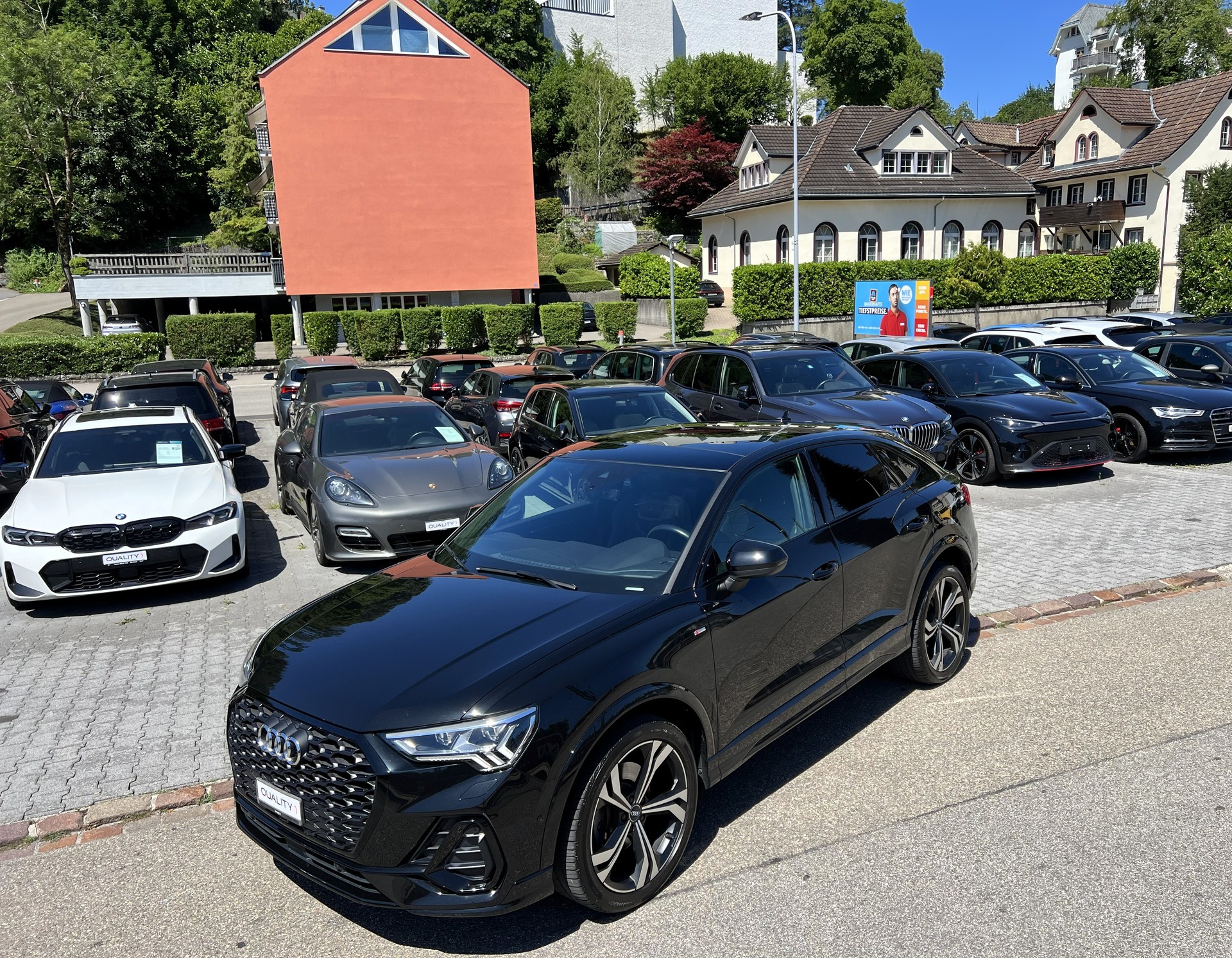 AUDI Q3 Sportback 45 TFSI S line quattro S-tronic-image-10