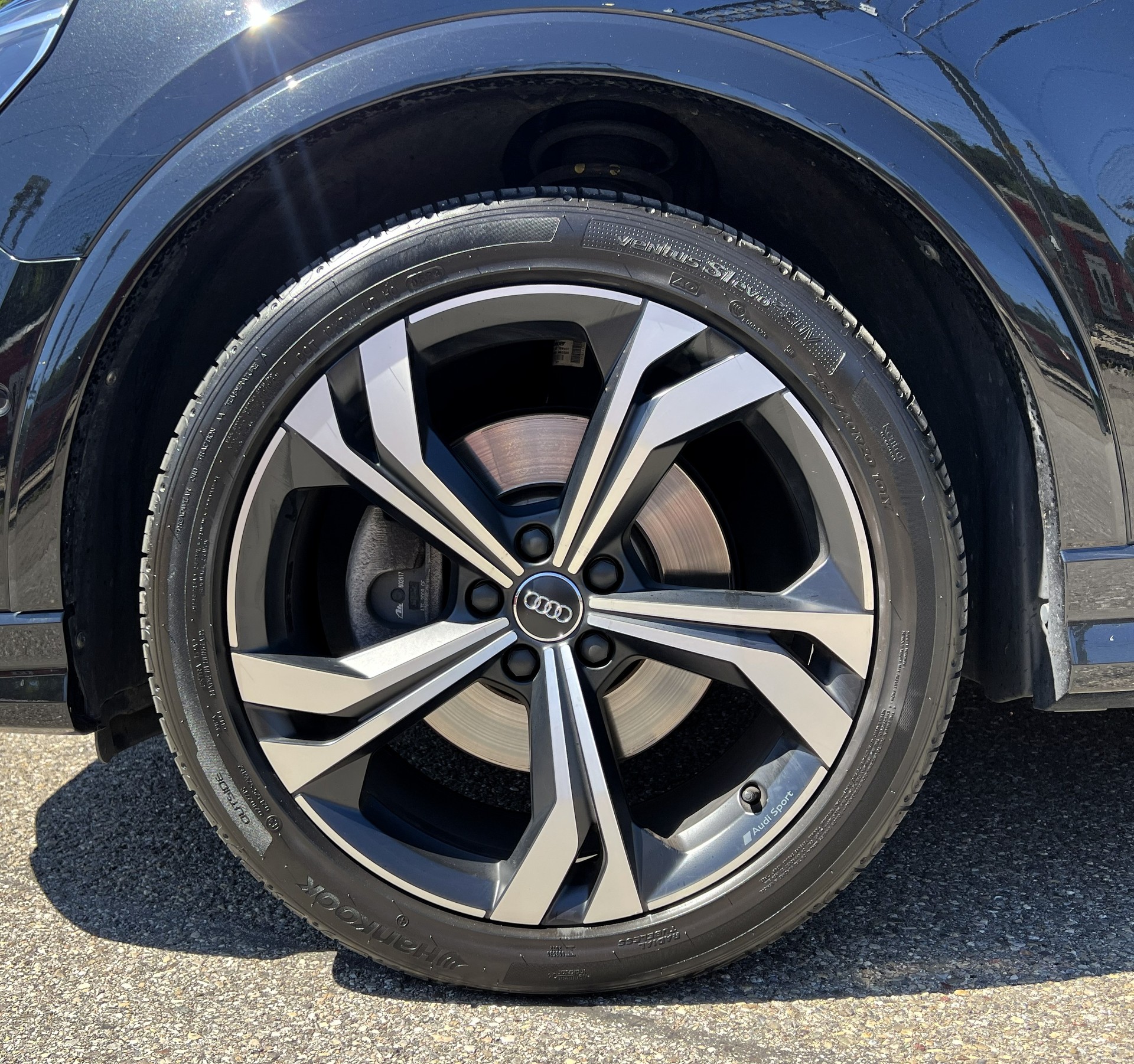AUDI Q3 Sportback 45 TFSI S line quattro S-tronic-image-11