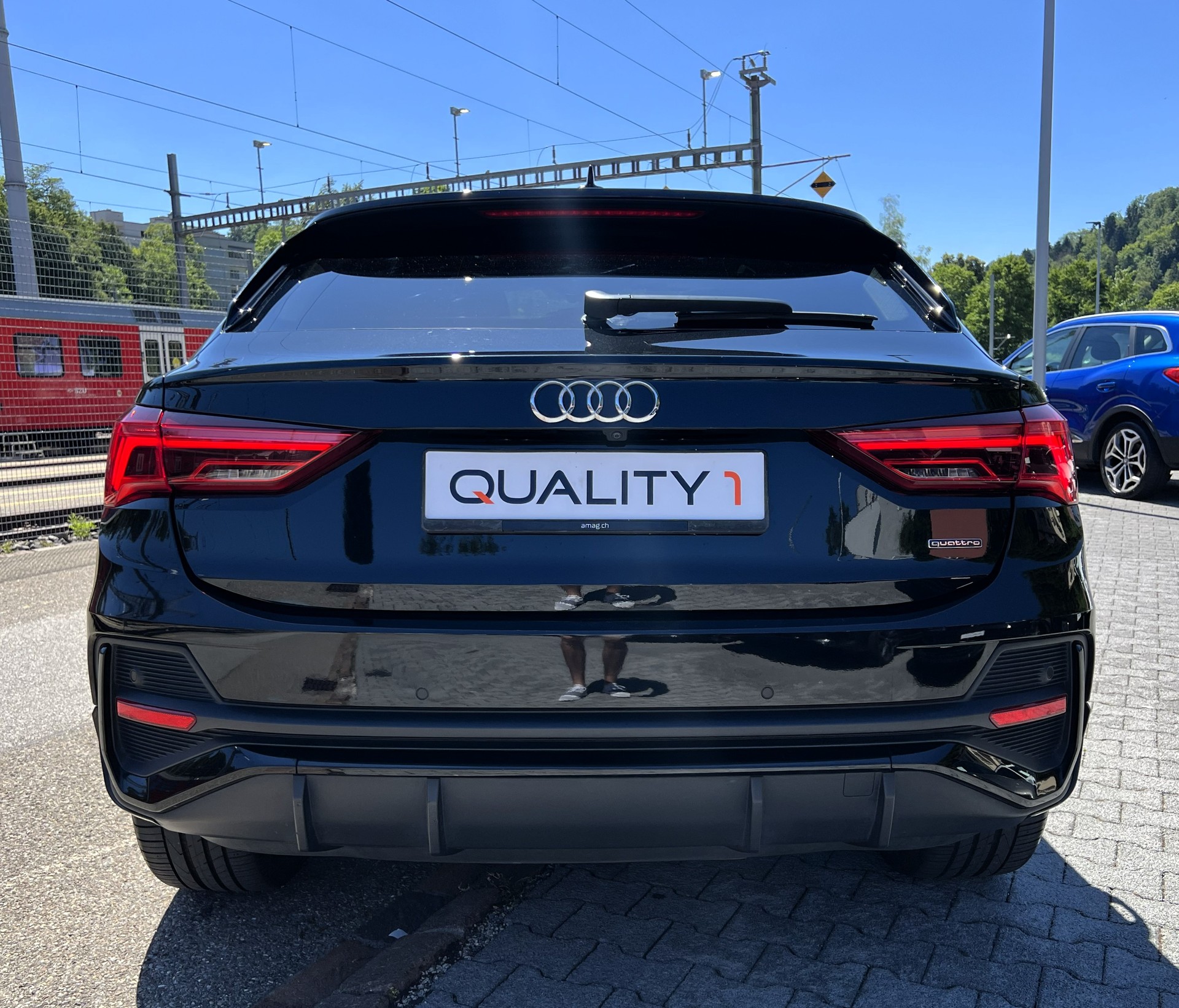 AUDI Q3 Sportback 45 TFSI S line quattro S-tronic-showroom-element-3