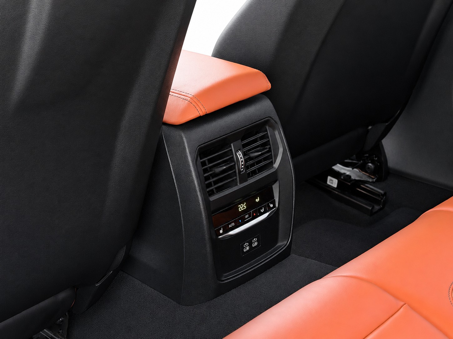 BMW M3 Competition xDrive-image-19