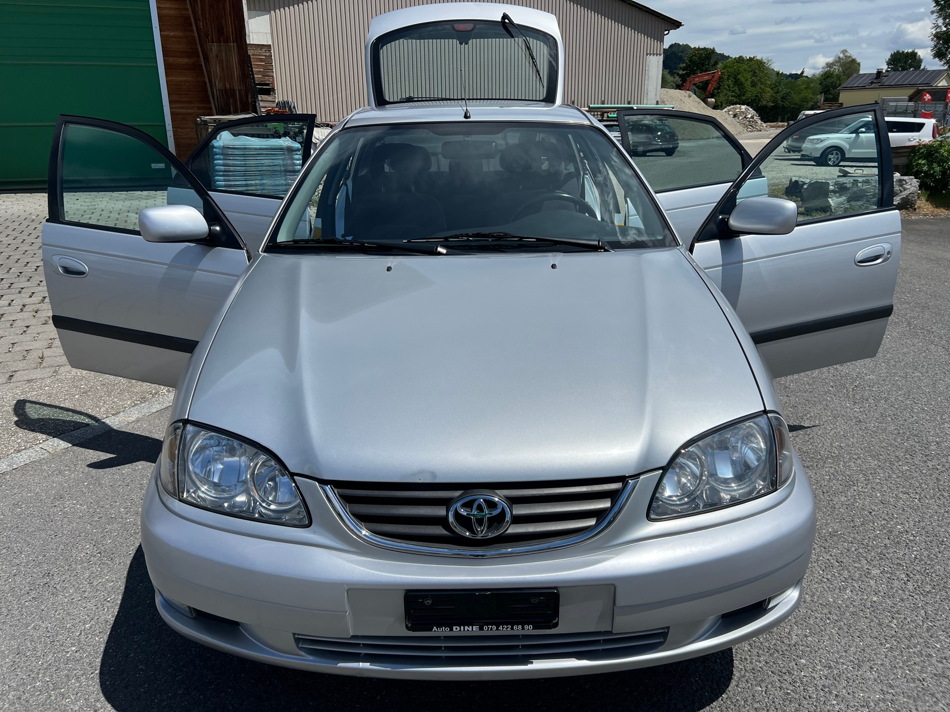 TOYOTA Avensis 2.0 VVT-i Linea Sol Liftback-image-6