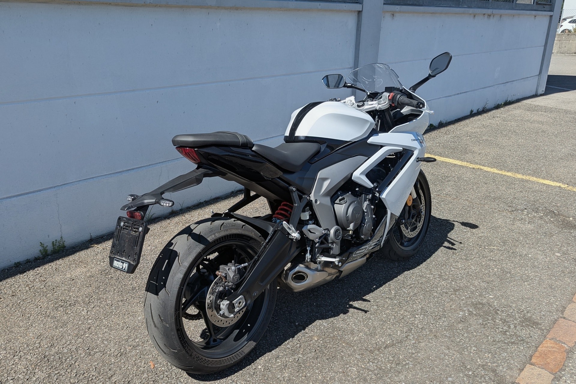 TRIUMPH Daytona 660-image-5