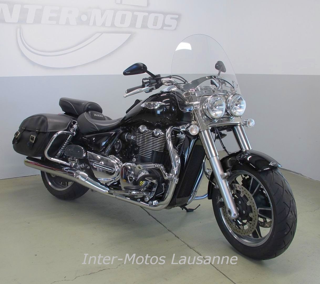 TRIUMPH COMMANDER ABS-image-1