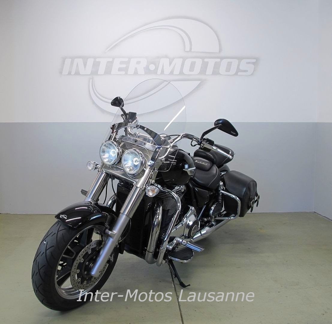 TRIUMPH COMMANDER ABS-image-2