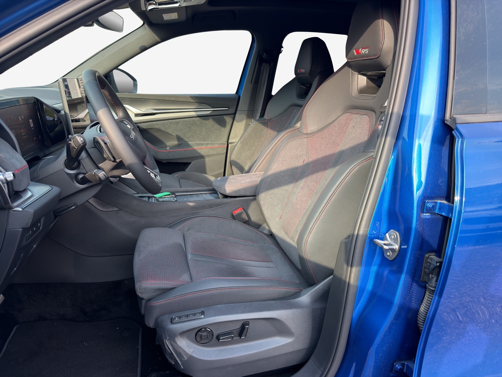 SKODA Kodiaq 2.0 TSI RS 4x4-image-7