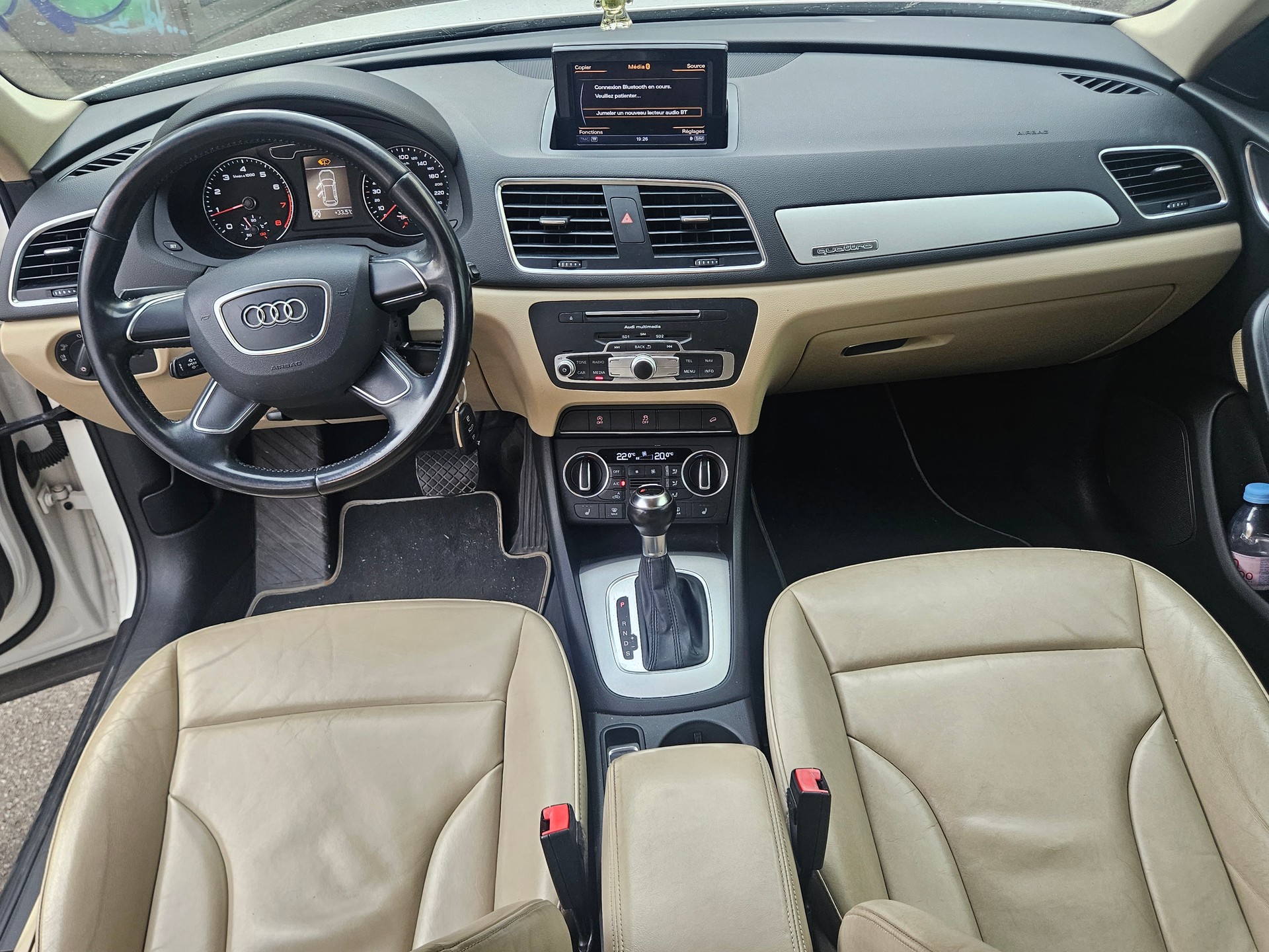 AUDI Q3 2.0 TFSI quattro S-tronic-image-7