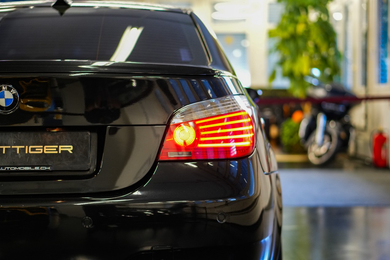BMW M5-image-7