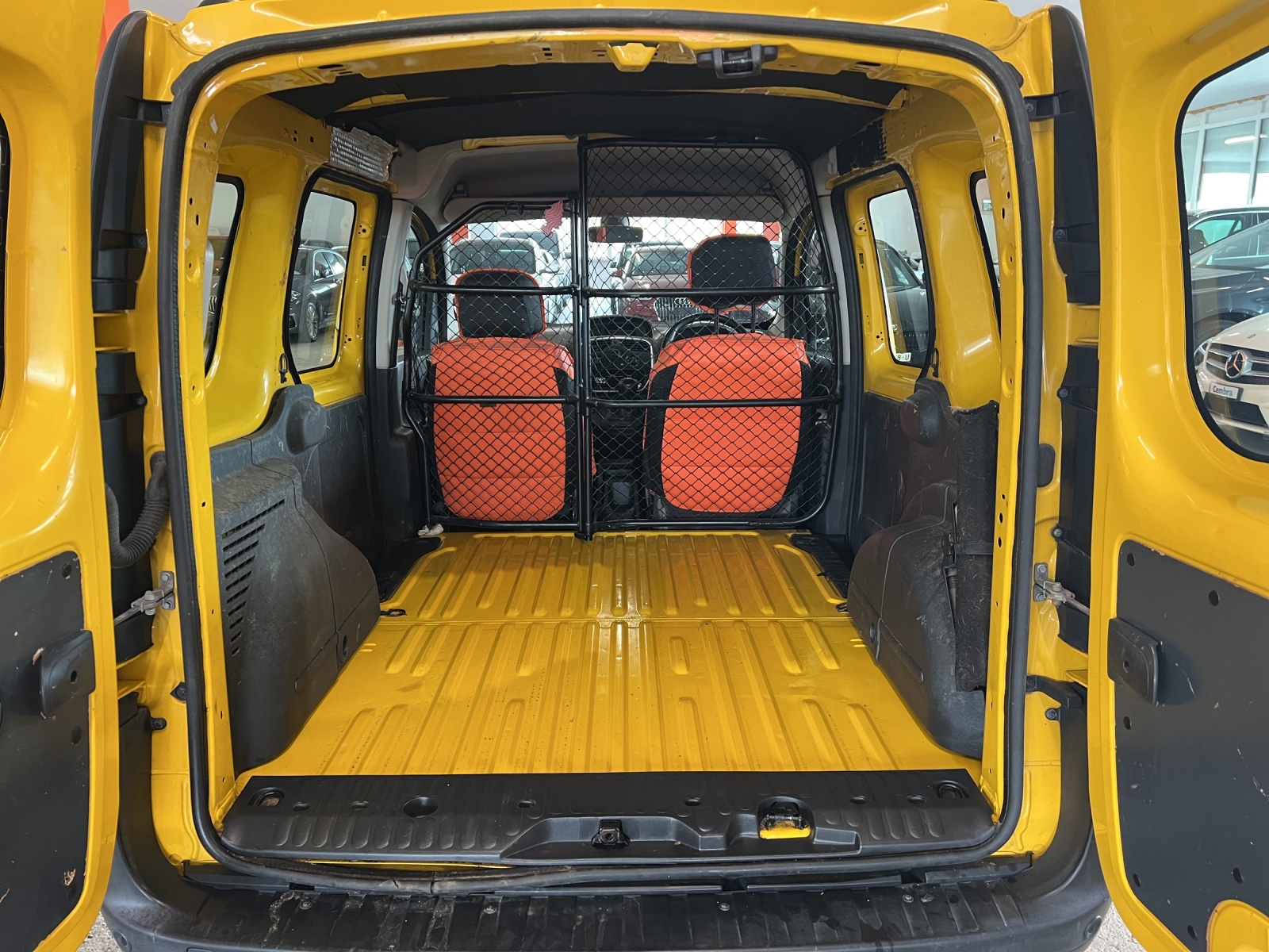 RENAULT Kangoo Medium TCe 115 Business A Rechtslenker-image-10