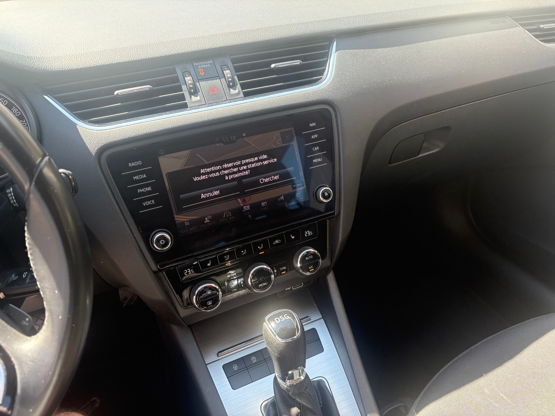 SKODA Octavia Combi 1.5 TSI Style DSG-image-11