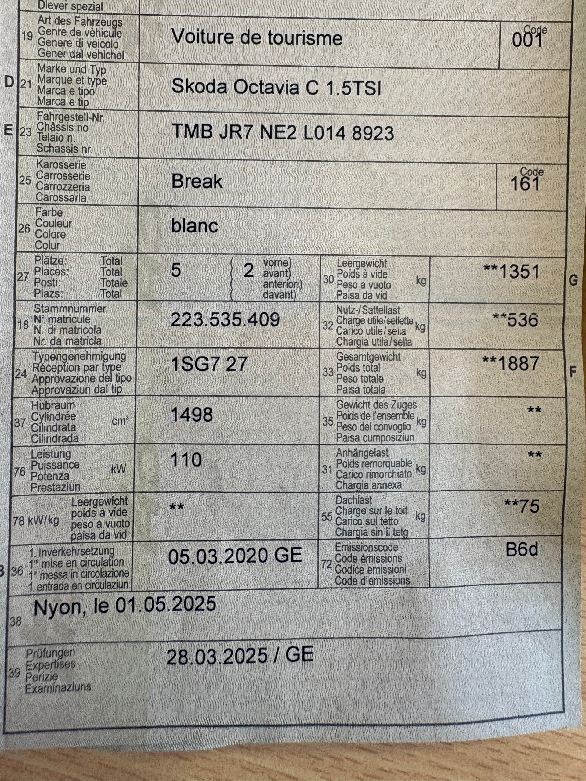 SKODA Octavia Combi 1.5 TSI Style DSG-image-13