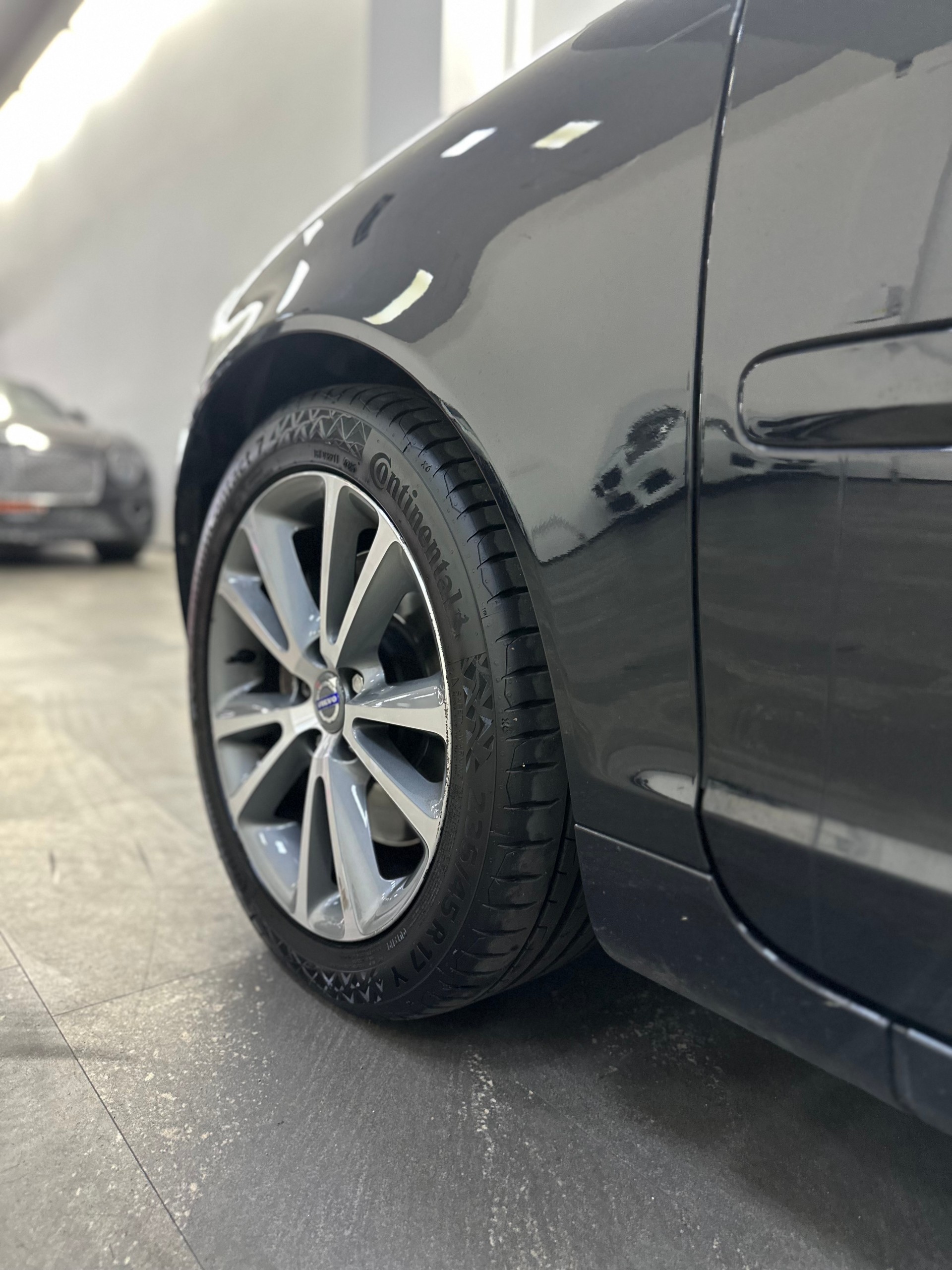 VOLVO C70 T5 Momentum Geartronic-image-10