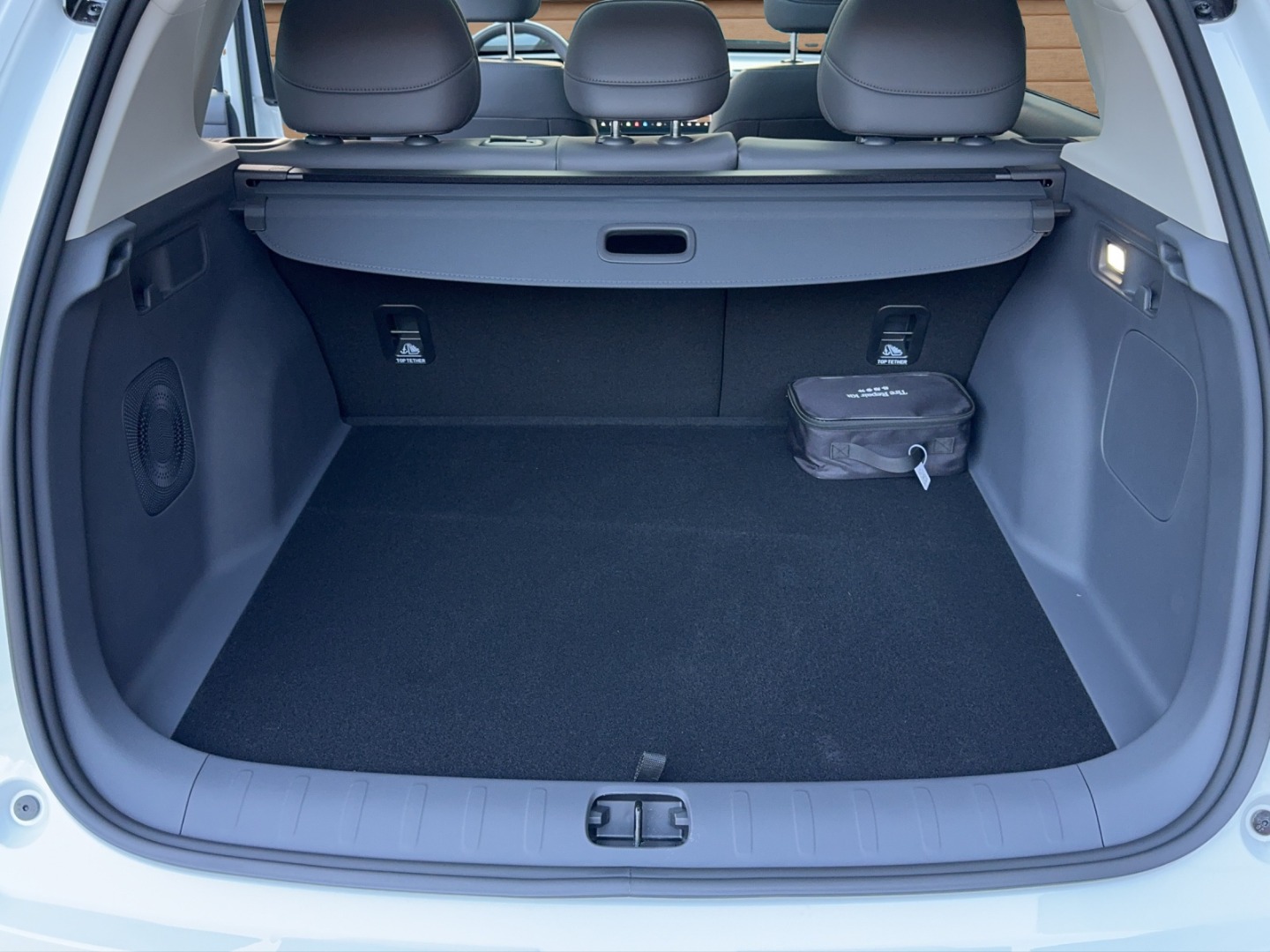 LEAPMOTOR B10 1.5 Hybrid EV-image-9