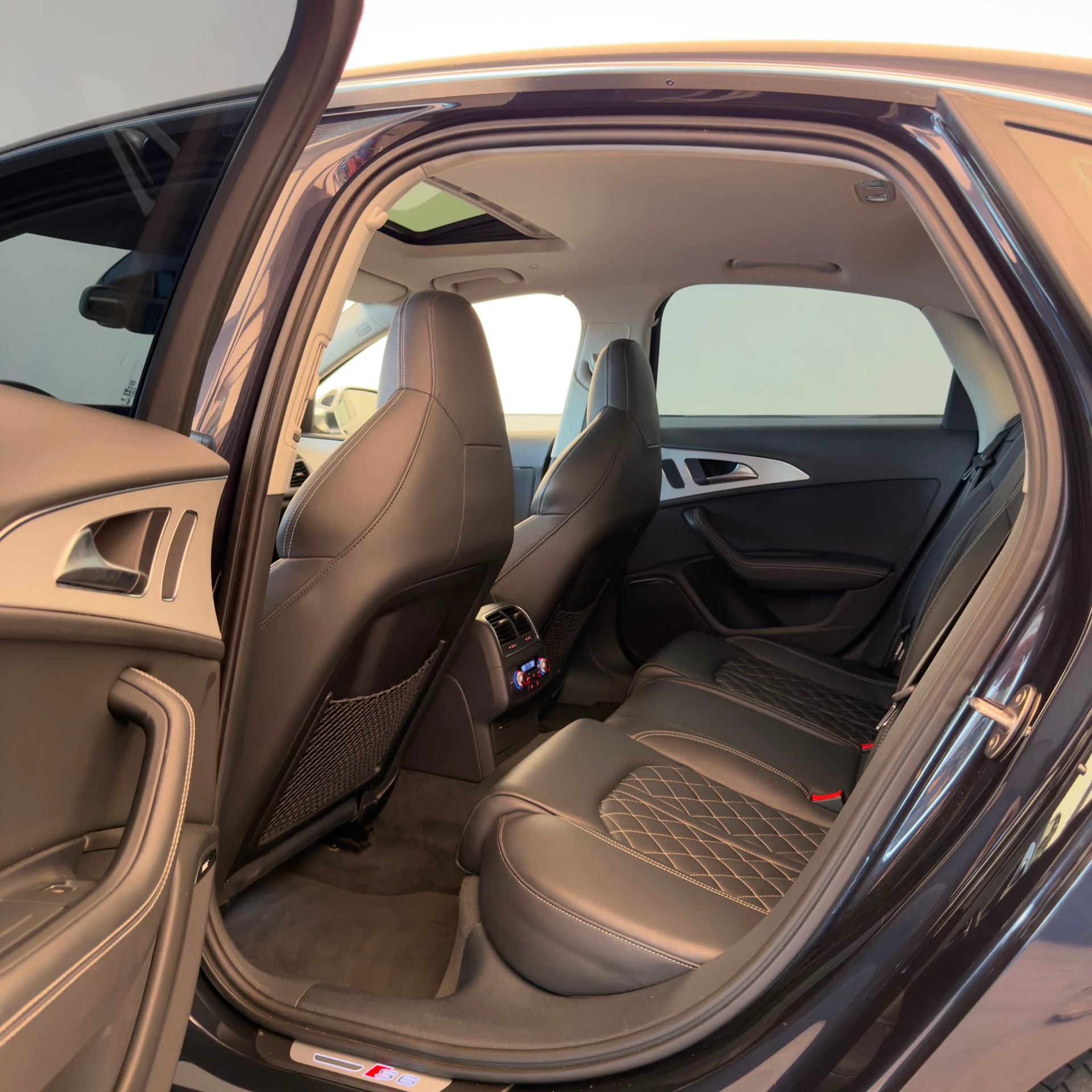 AUDI S6 Limousine 4.0 TFSI V8 quattro S-tronic-image-13