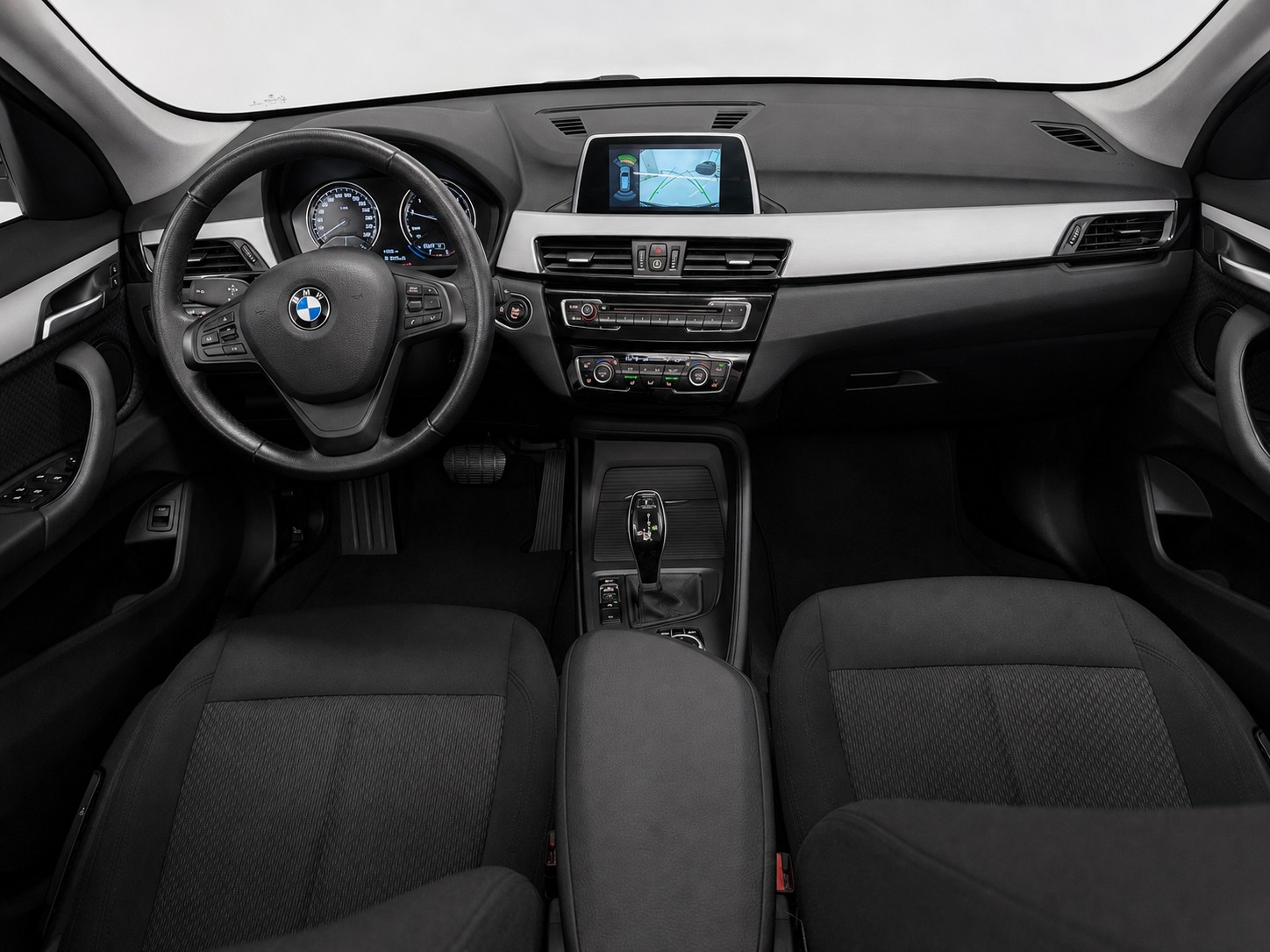 BMW X1 sDrive 18i (CH)-image-9