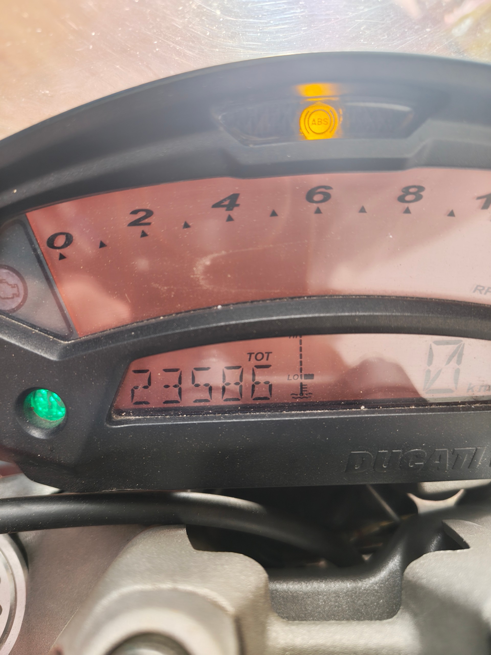DUCATI Monster 696M ABS-image-1