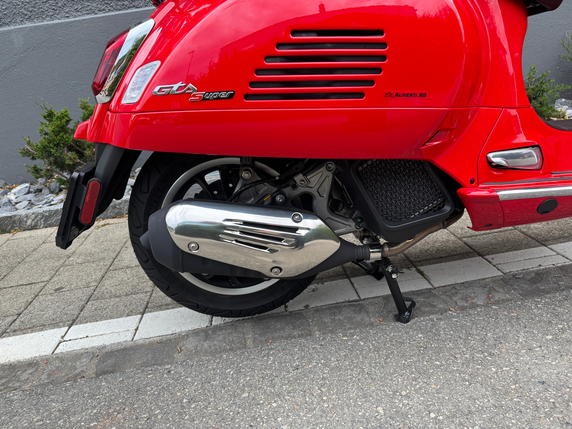 PIAGGIO Vespa GTS 125 Super RST Euro 5+-image-14