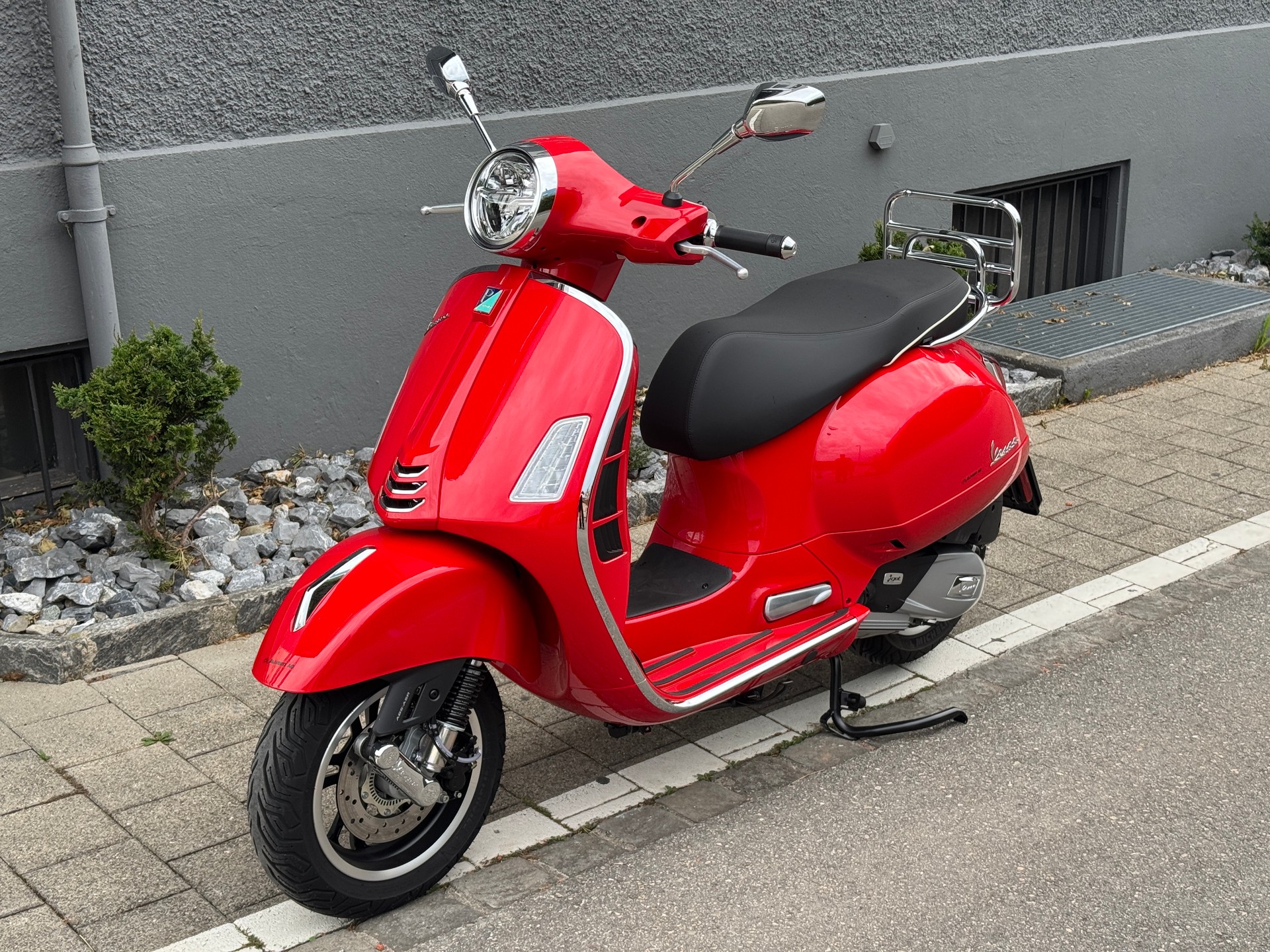 PIAGGIO Vespa GTS 125 Super RST Euro 5+-image-0