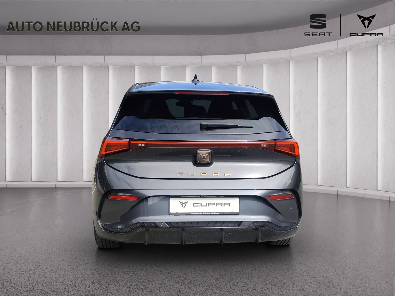 CUPRA Born 58 kWh e-Boost-showroom-element-2