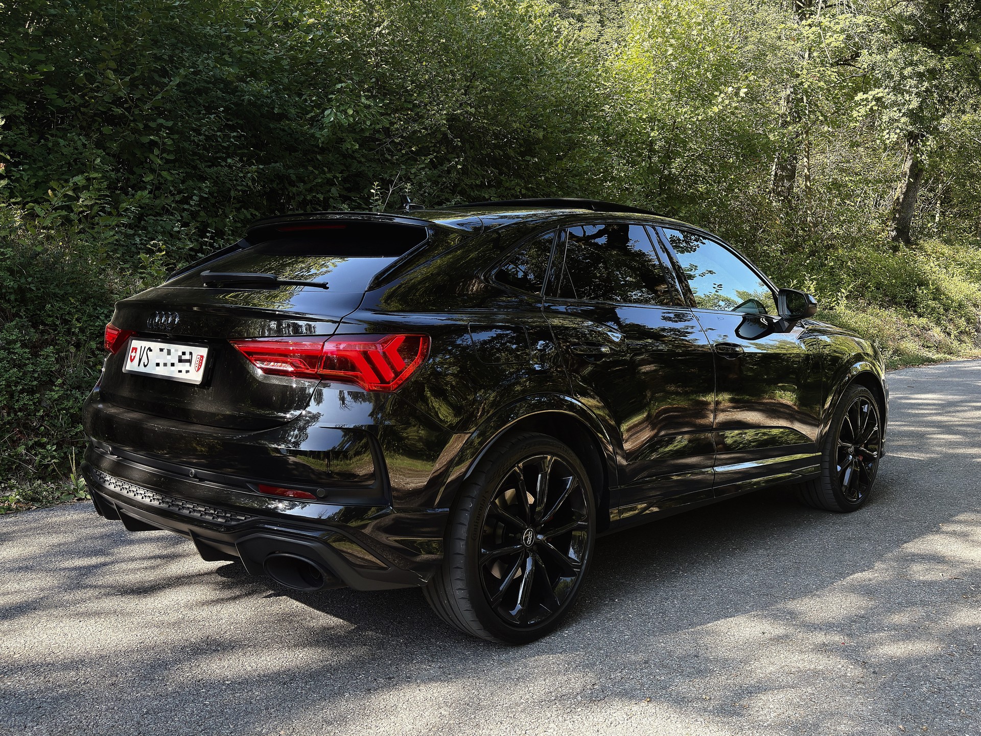 AUDI RS Q3 Sportback quattro S tronic - CH • Garantie • Options+++ • 1. Hand-image-5