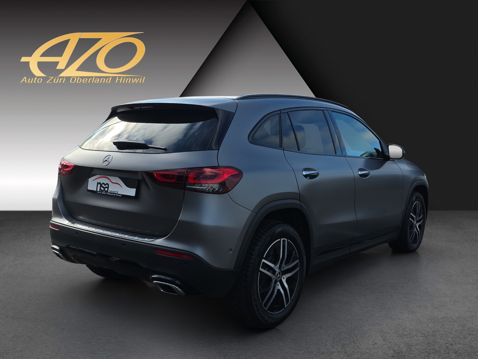 MERCEDES-BENZ GLA 250 4Matic Progressive 8G-DCT-showroom-element-2