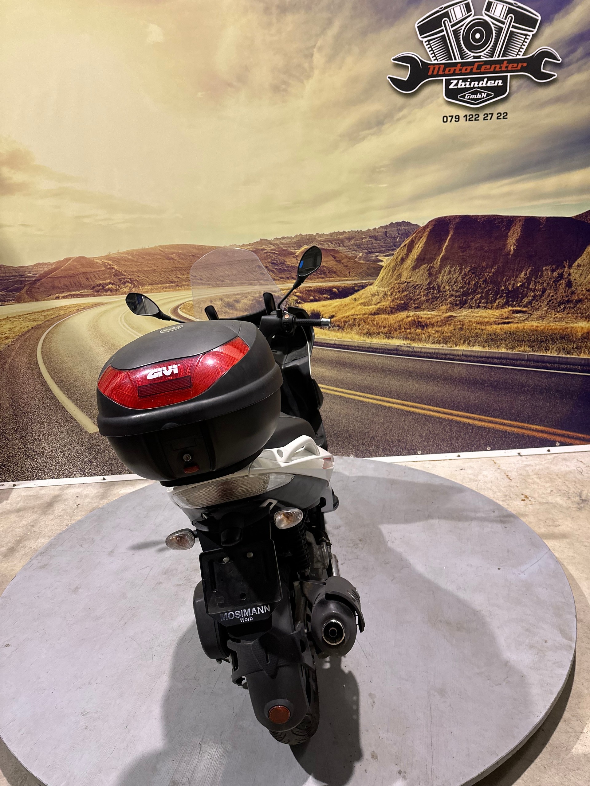 APRILIA SR Max 300 i.e-image-7
