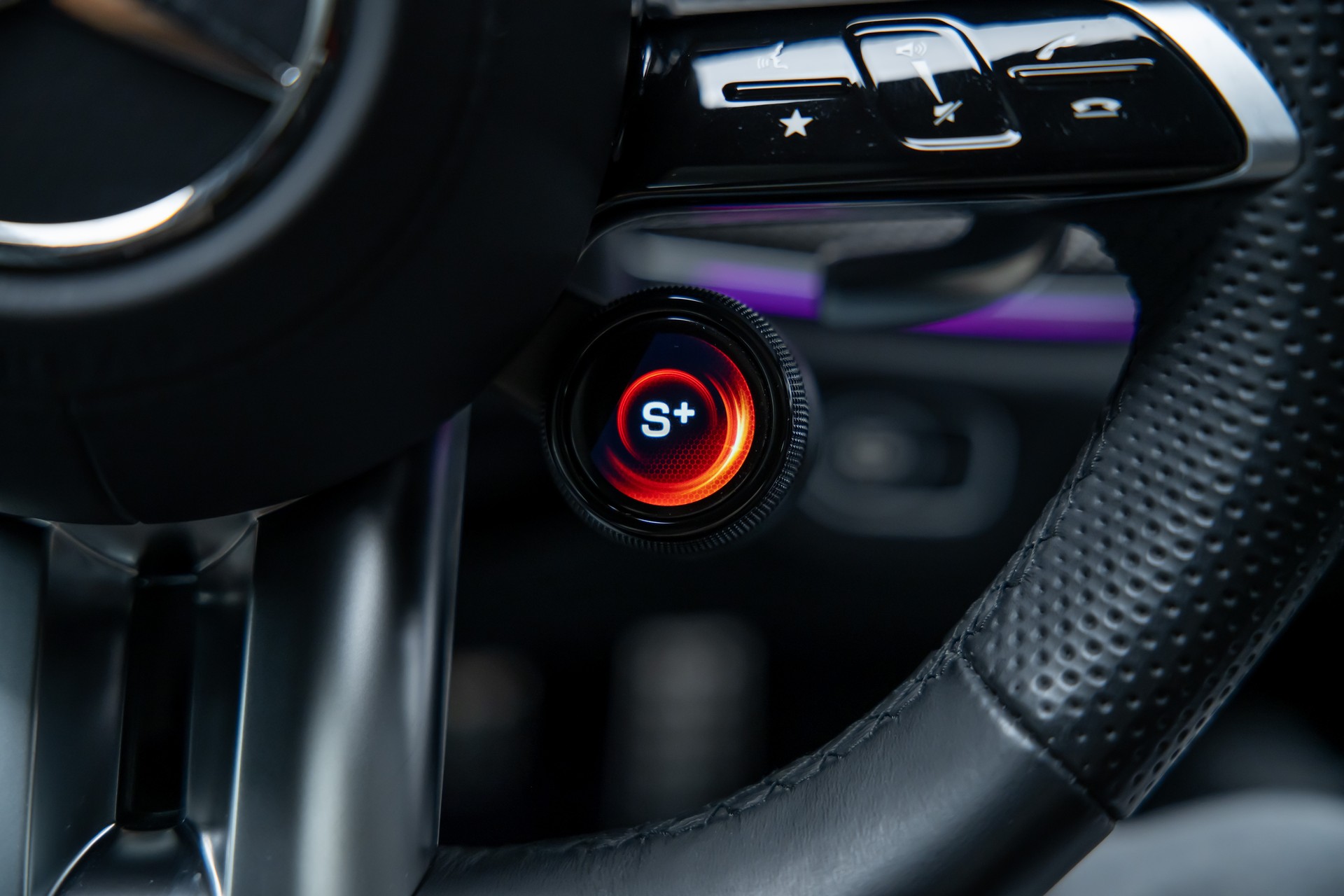 MERCEDES-BENZ GLE 53 AMG 4matic+ Coupé / Panorama-Glasdach / 360°Kamera / Burmester-image-27