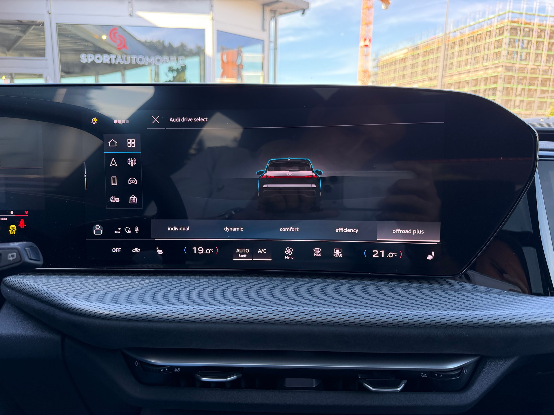 AUDI Q5 Sportback TFSI quattro 150 kW S-tronic-image-24