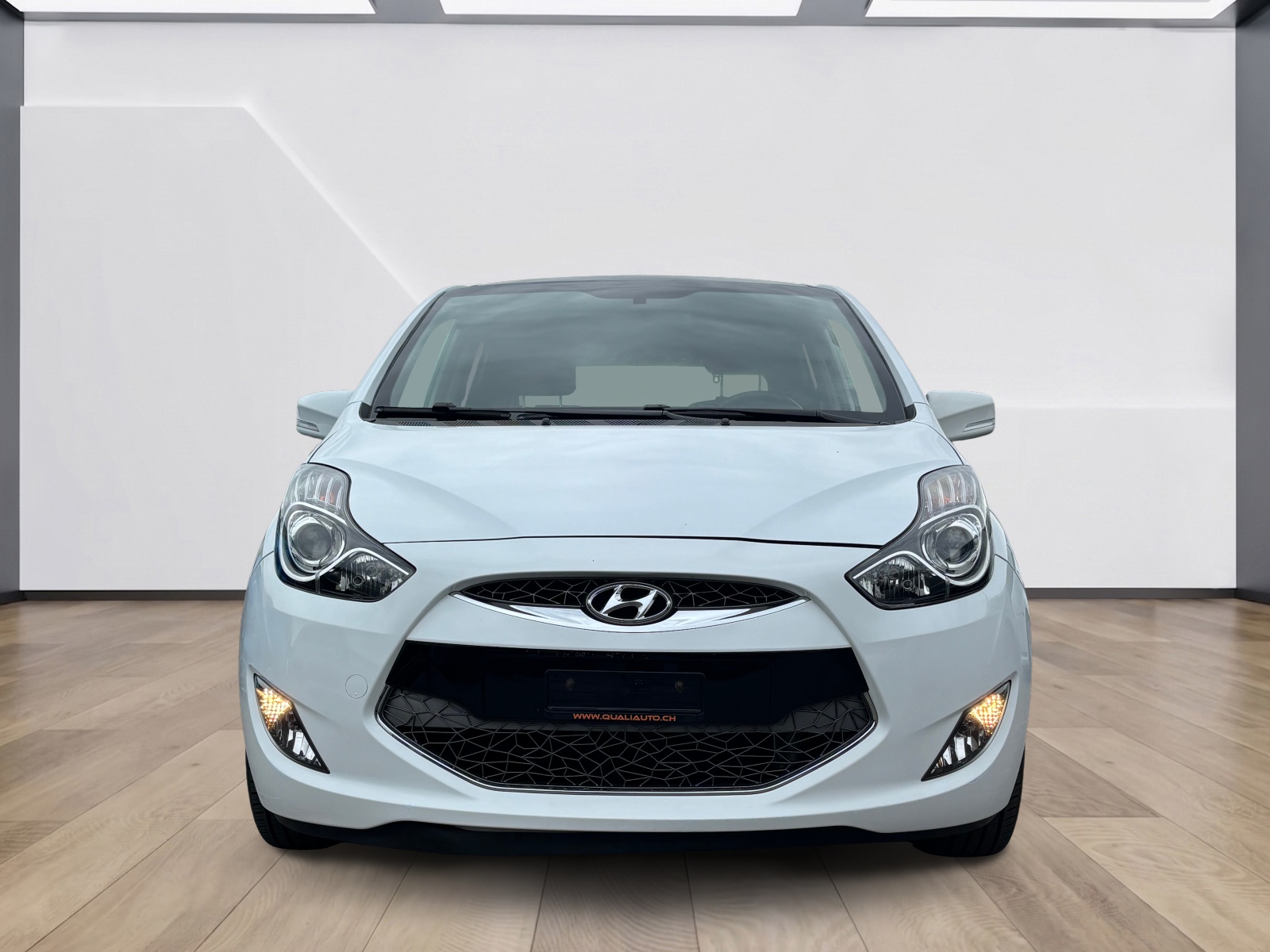 HYUNDAI iX20 1.6 Premium Automatic-showroom-element-1