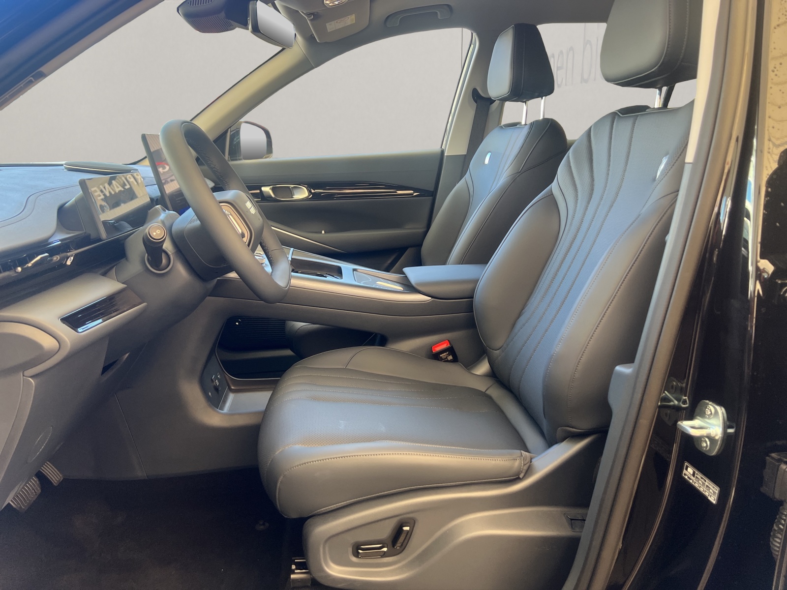 GEELY E5 Pro+ 218PS *Reichweite bis zu 475*-image-13
