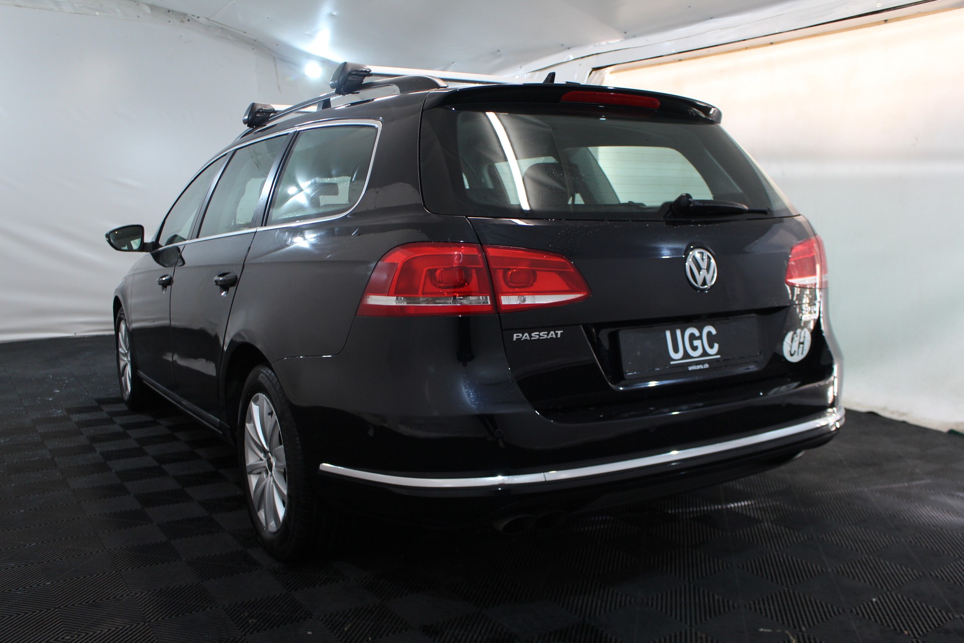 VW Passat Variant 2.0 TDI 140 BlueMT Comfl. DSG-showroom-element-3