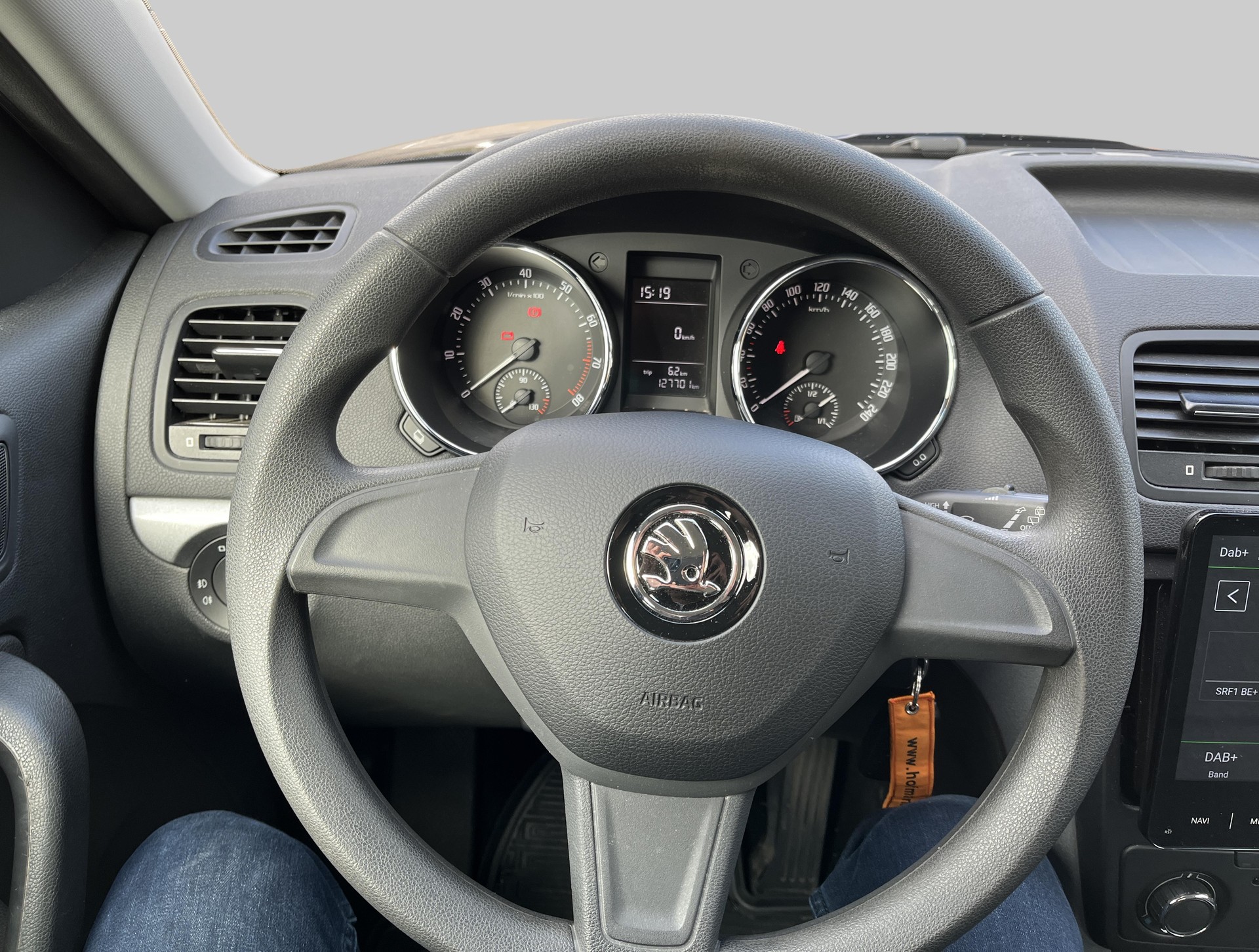 SKODA Yeti 1.2 TSI Active 4x2-image-11