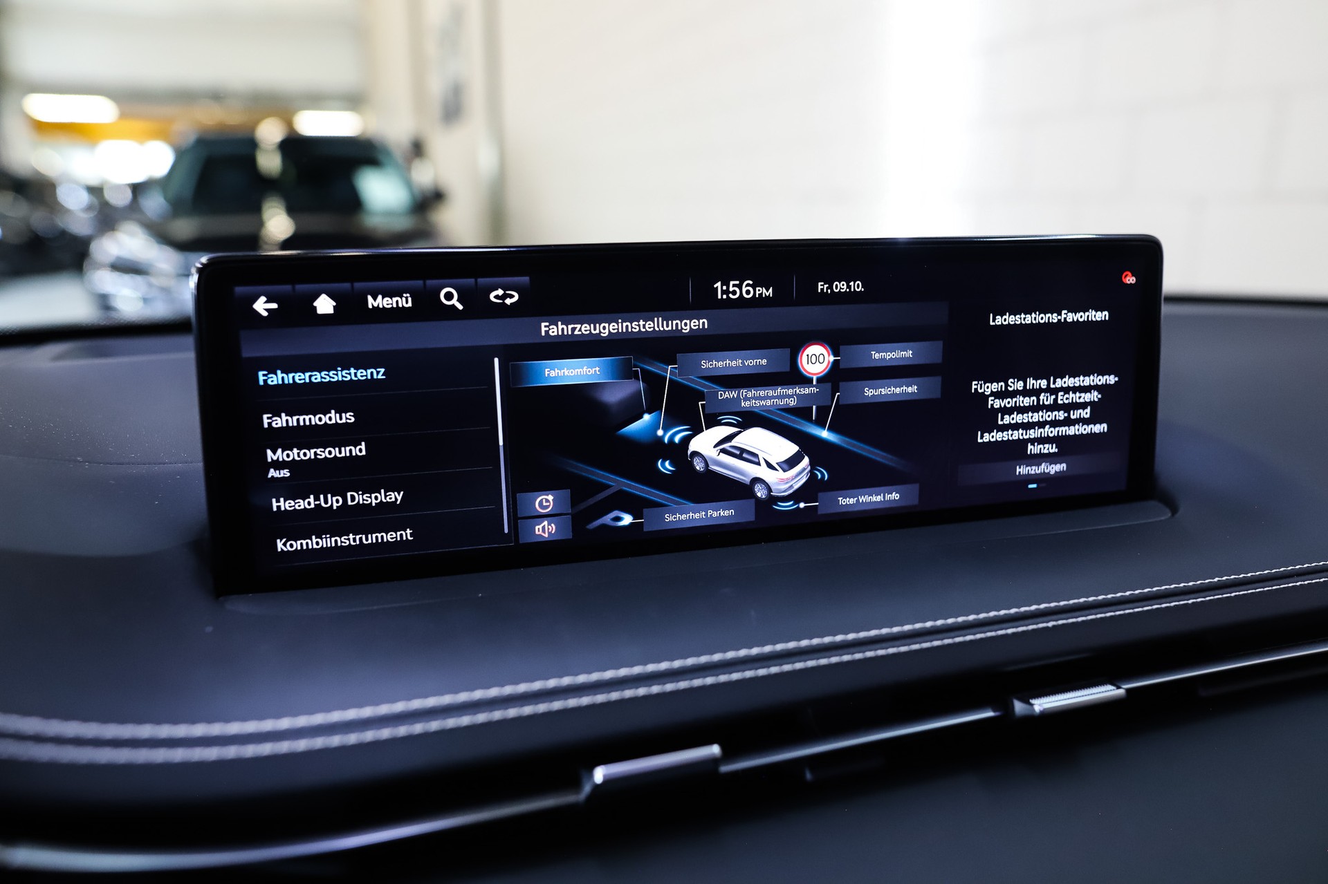 GENESIS GV70 Electrified Sport kWh 77,4 AWD * Makalu Gray Metallic *-image-13