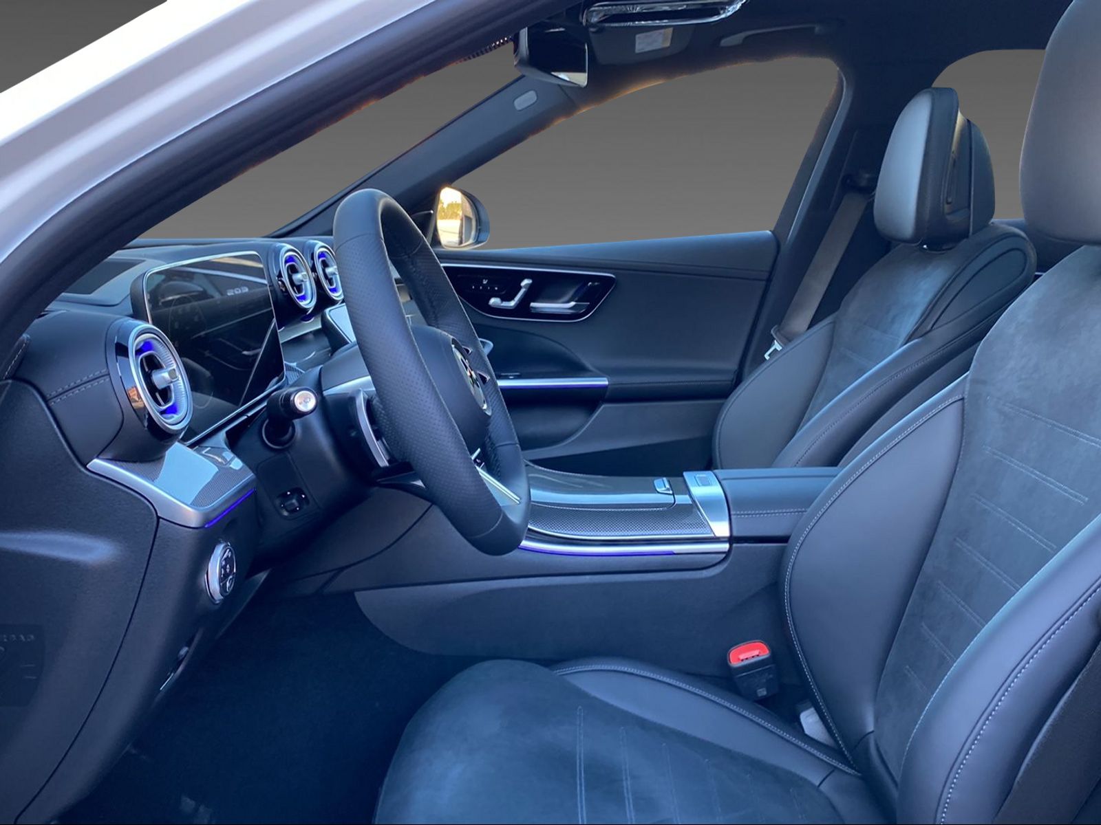 MERCEDES-BENZ C 220 d 4Matic T-Modell Swiss Star-image-8