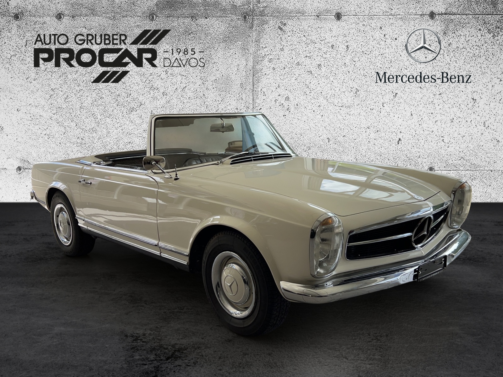 MERCEDES-BENZ 230 SL Pagode