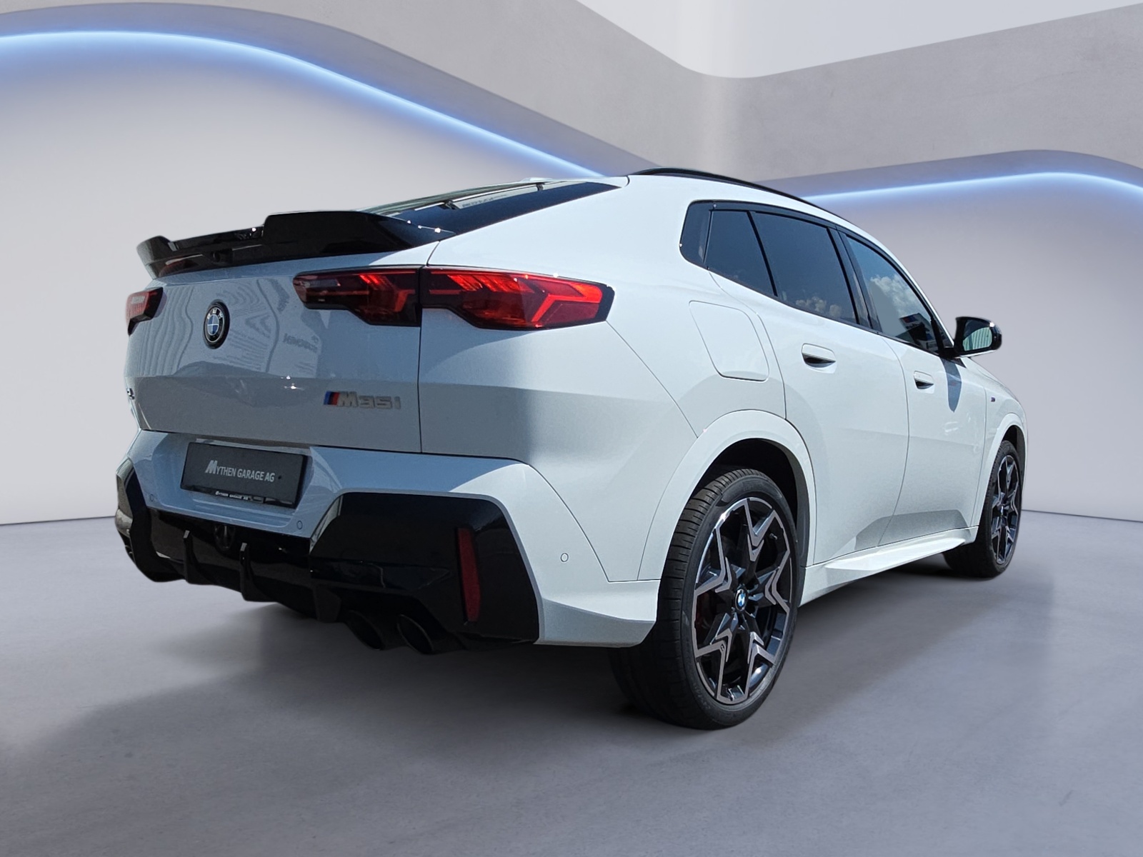 BMW X2 M35i-image-4