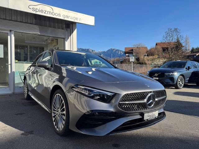 MERCEDES-BENZ A 250 e AMG Line