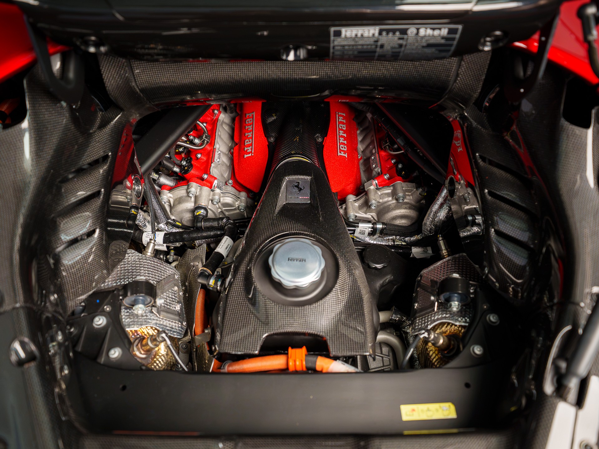 FERRARI SF90 Spider Rosso Monza Standort Wallisellen-image-15