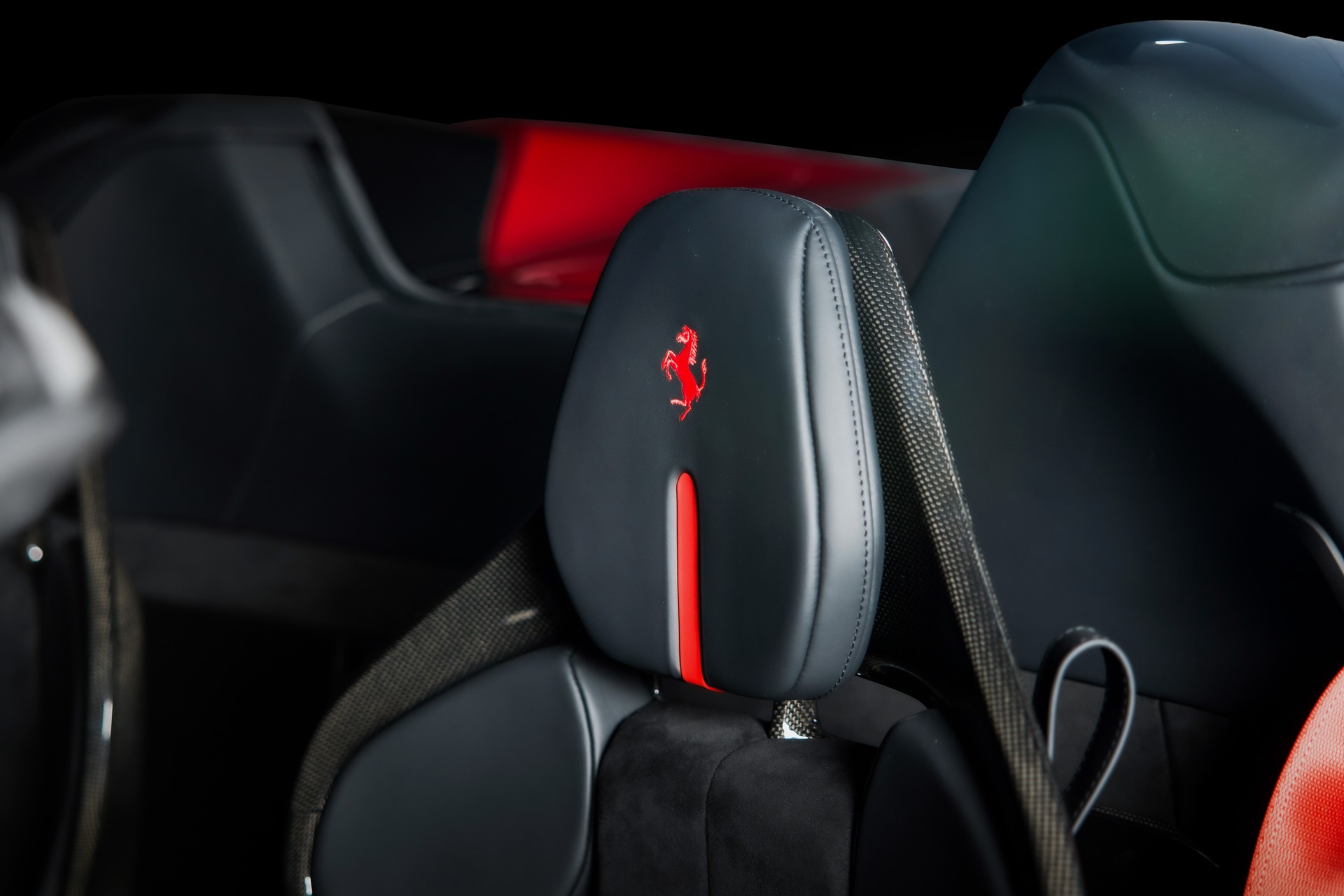 FERRARI SF90 Spider Rosso Monza Standort Wallisellen-image-19