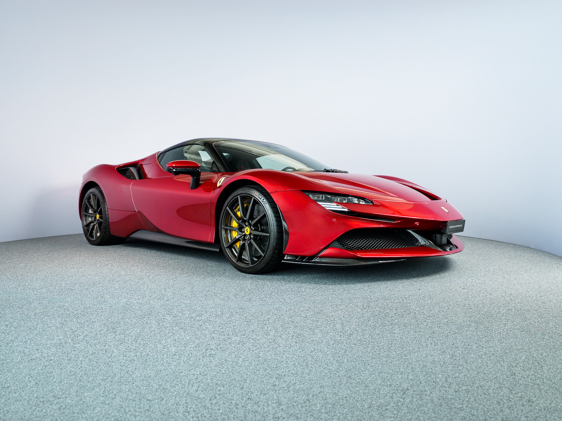 FERRARI SF90 Spider Rosso Monza Standort Wallisellen-image-10