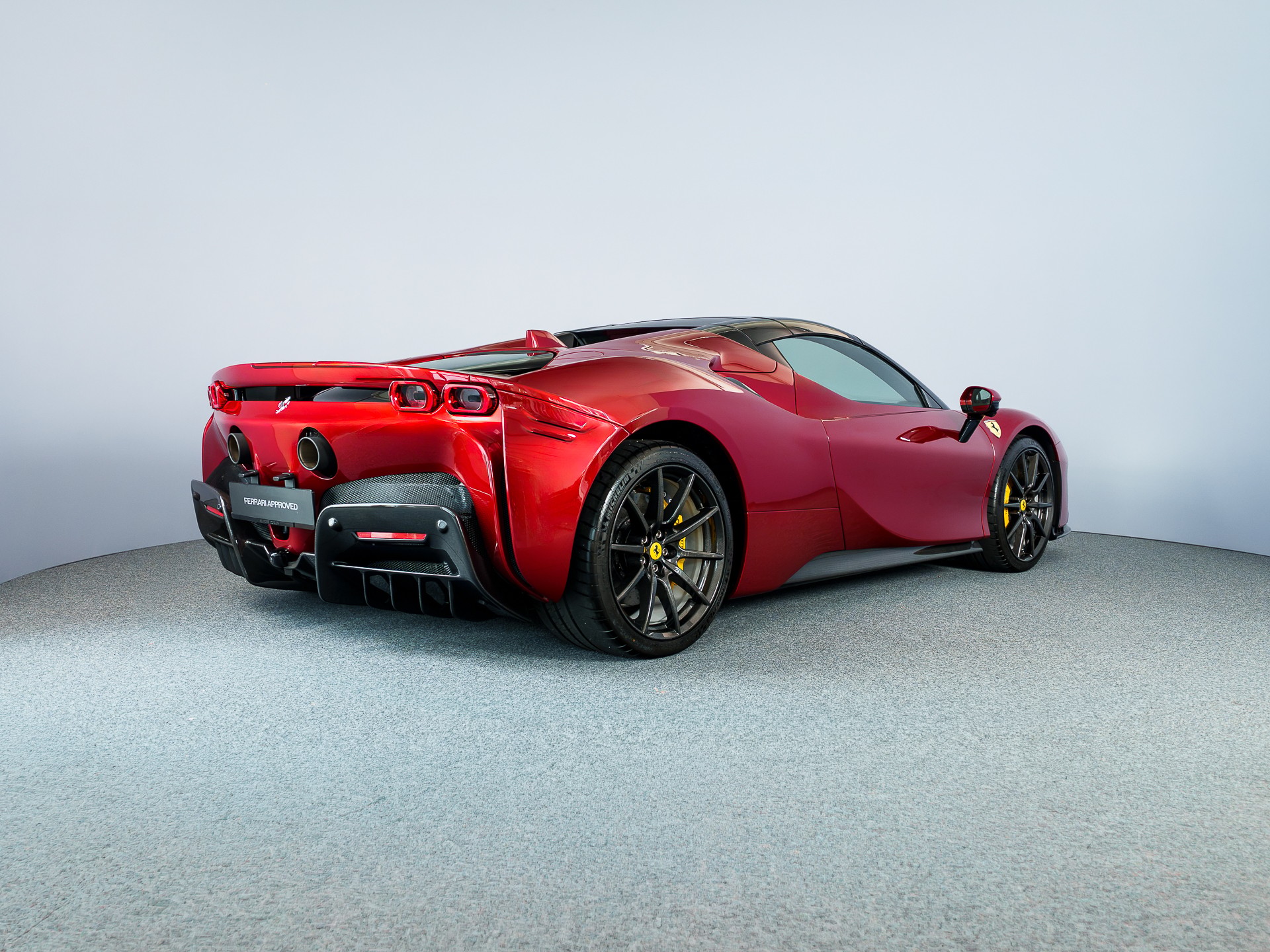 FERRARI SF90 Spider Rosso Monza Standort Wallisellen-image-7