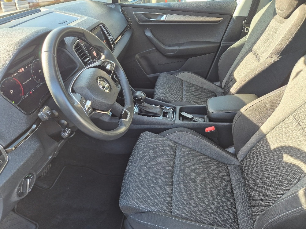 SKODA Karoq 2.0 TDI CR Style 4x4 DSG-image-8