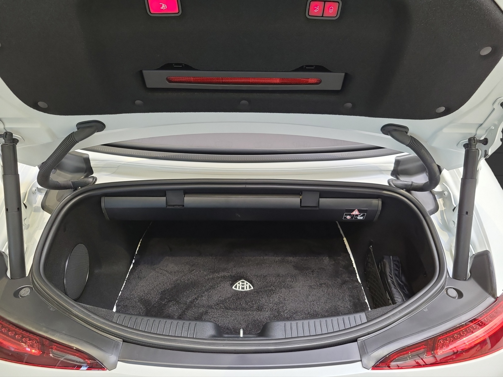 MERCEDES-BENZ SL 680 Maybach Monogram-image-12
