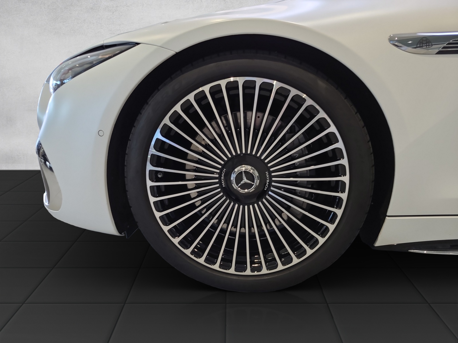 MERCEDES-BENZ SL 680 Maybach Monogram-image-9