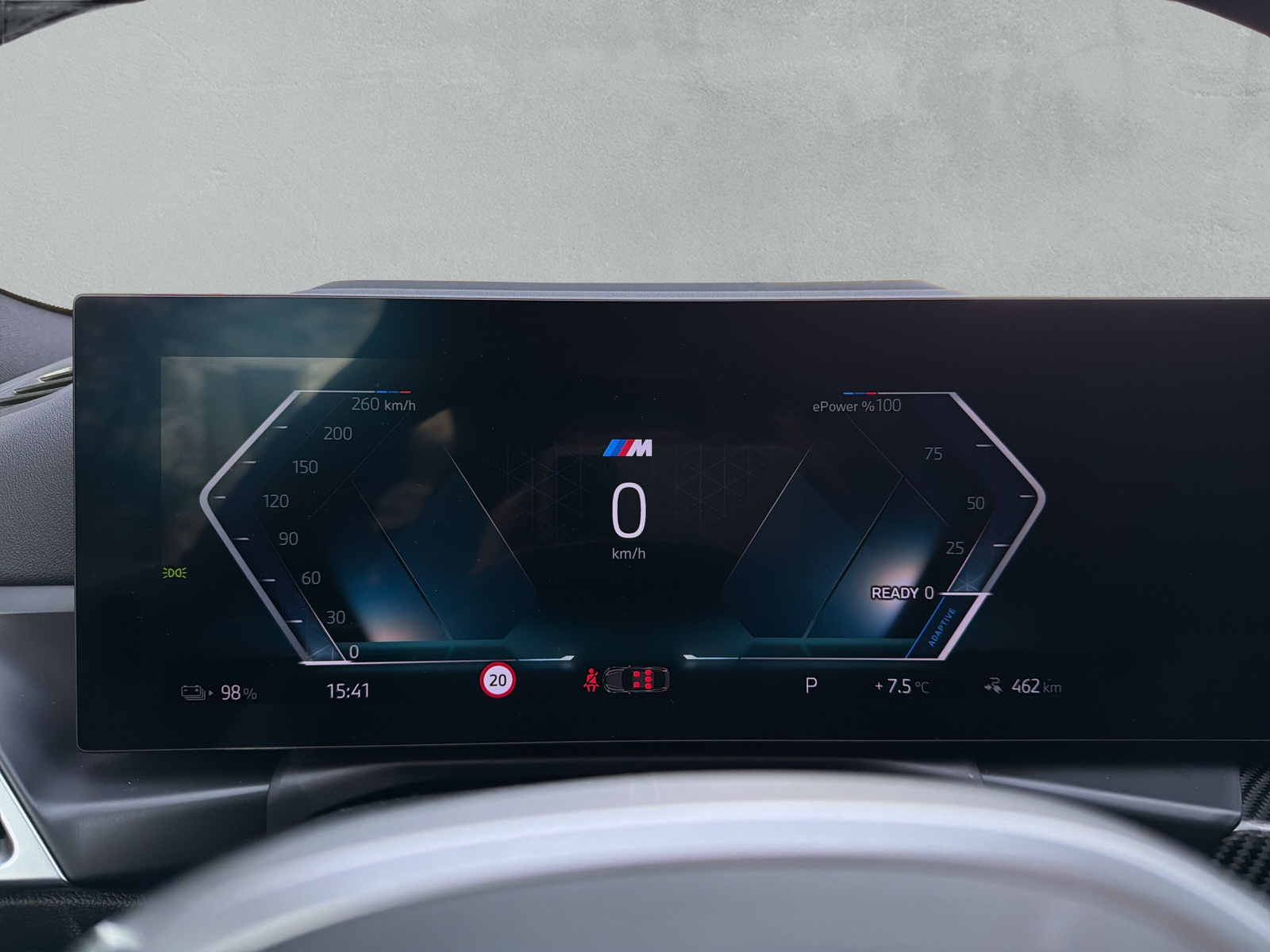 BMW i4 xDrive 40 M Sport Pro-image-16