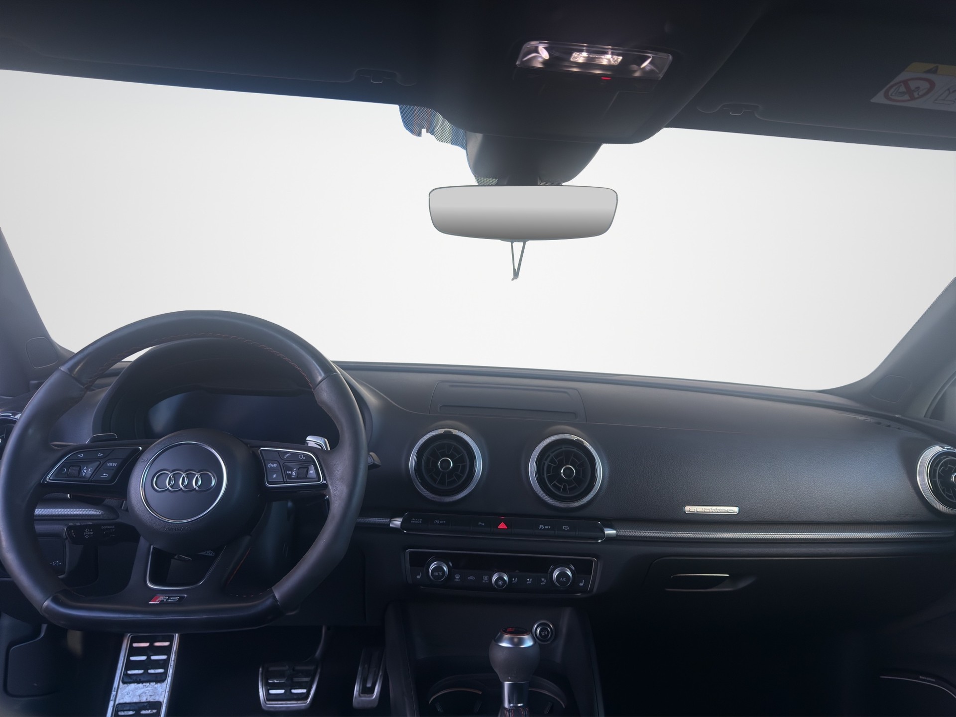 AUDI RS3 Sportback 2.5 TSI quattro S-tronic-image-10