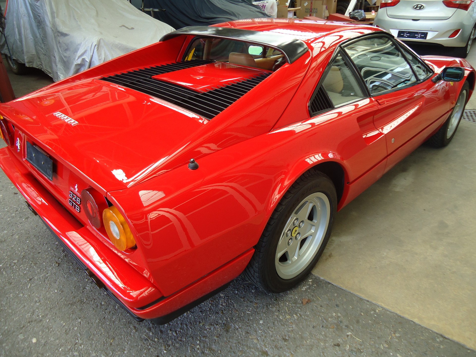 FERRARI 328 GTB-image-4